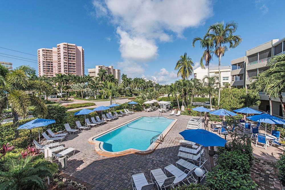 Marco Beach Vacation Suites Caxambas エクステリア 写真