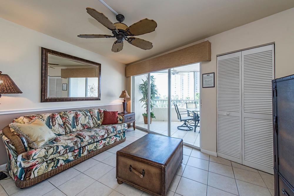Marco Beach Vacation Suites Caxambas エクステリア 写真