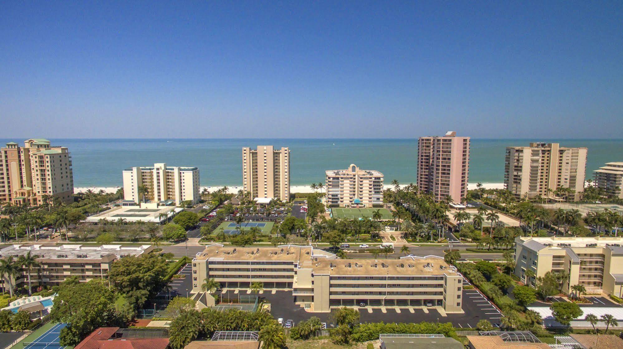 Marco Beach Vacation Suites Caxambas エクステリア 写真
